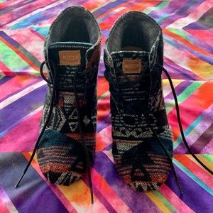 TOMS Tribal Lace Up Desert Wedge Booties 🌴